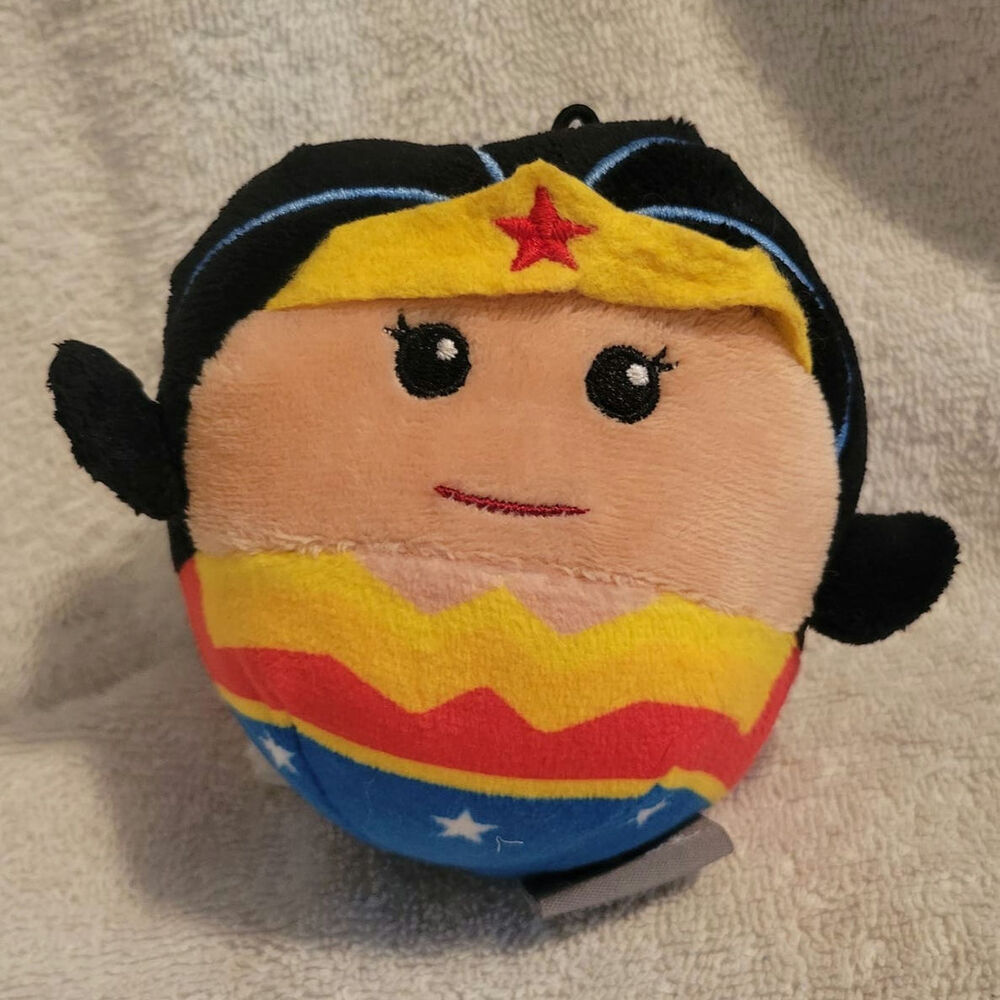 Fluffballs Hallmark Wonder Woman DC Comics Round Stuffed Plush Ball
